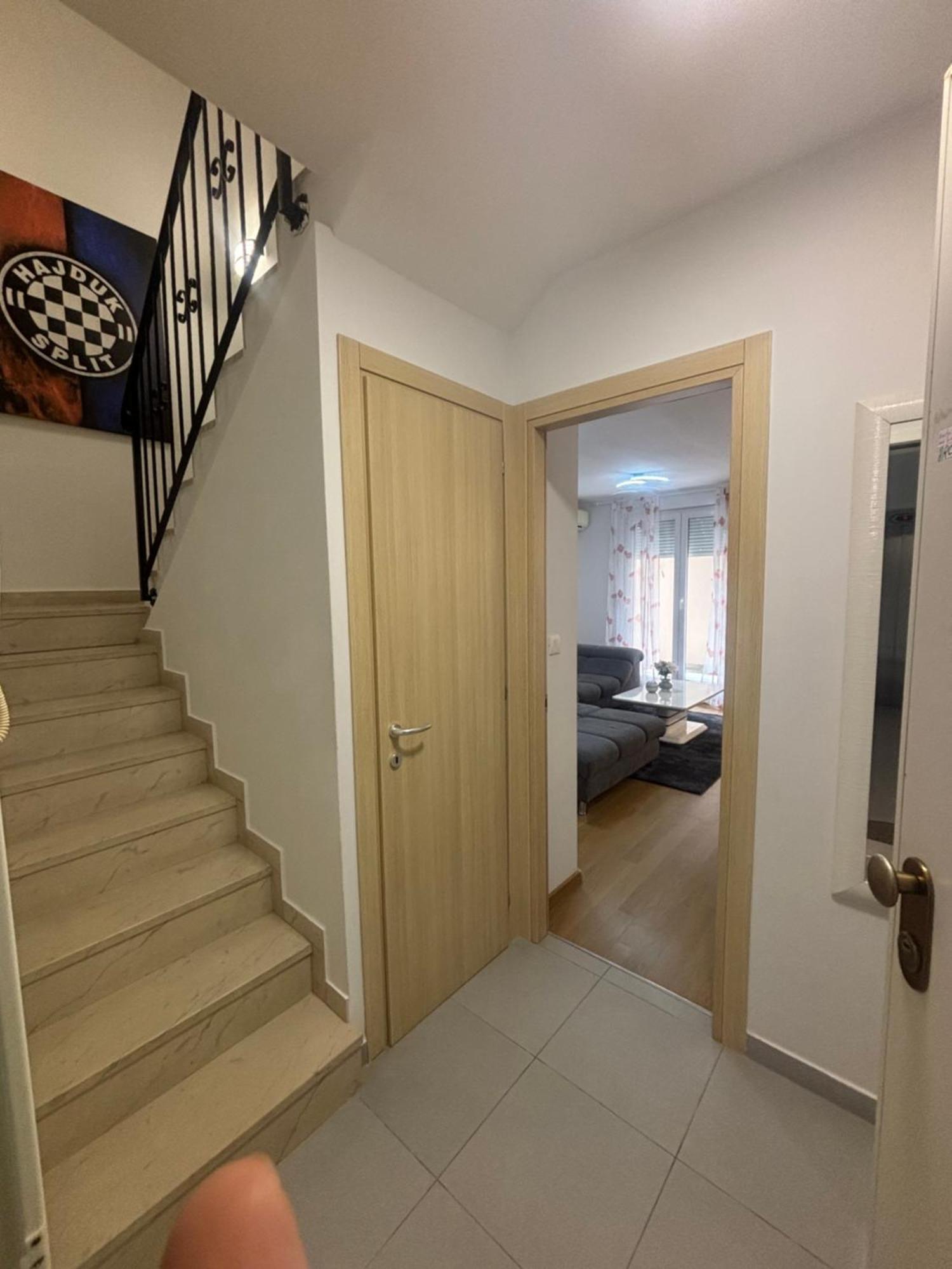 Apartment Dalmatinos Split Znjan Zewnętrze zdjęcie