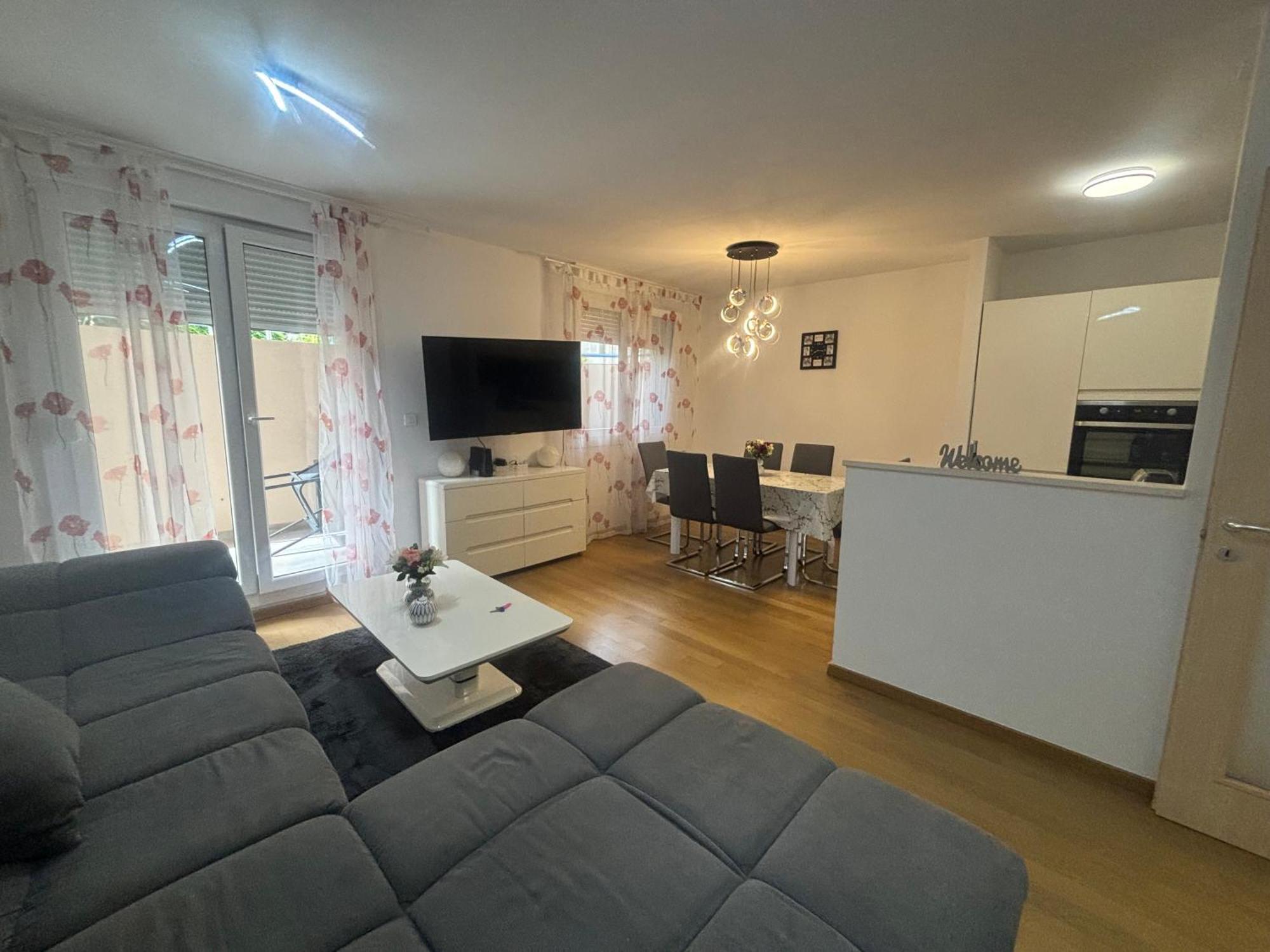 Apartment Dalmatinos Split Znjan Zewnętrze zdjęcie
