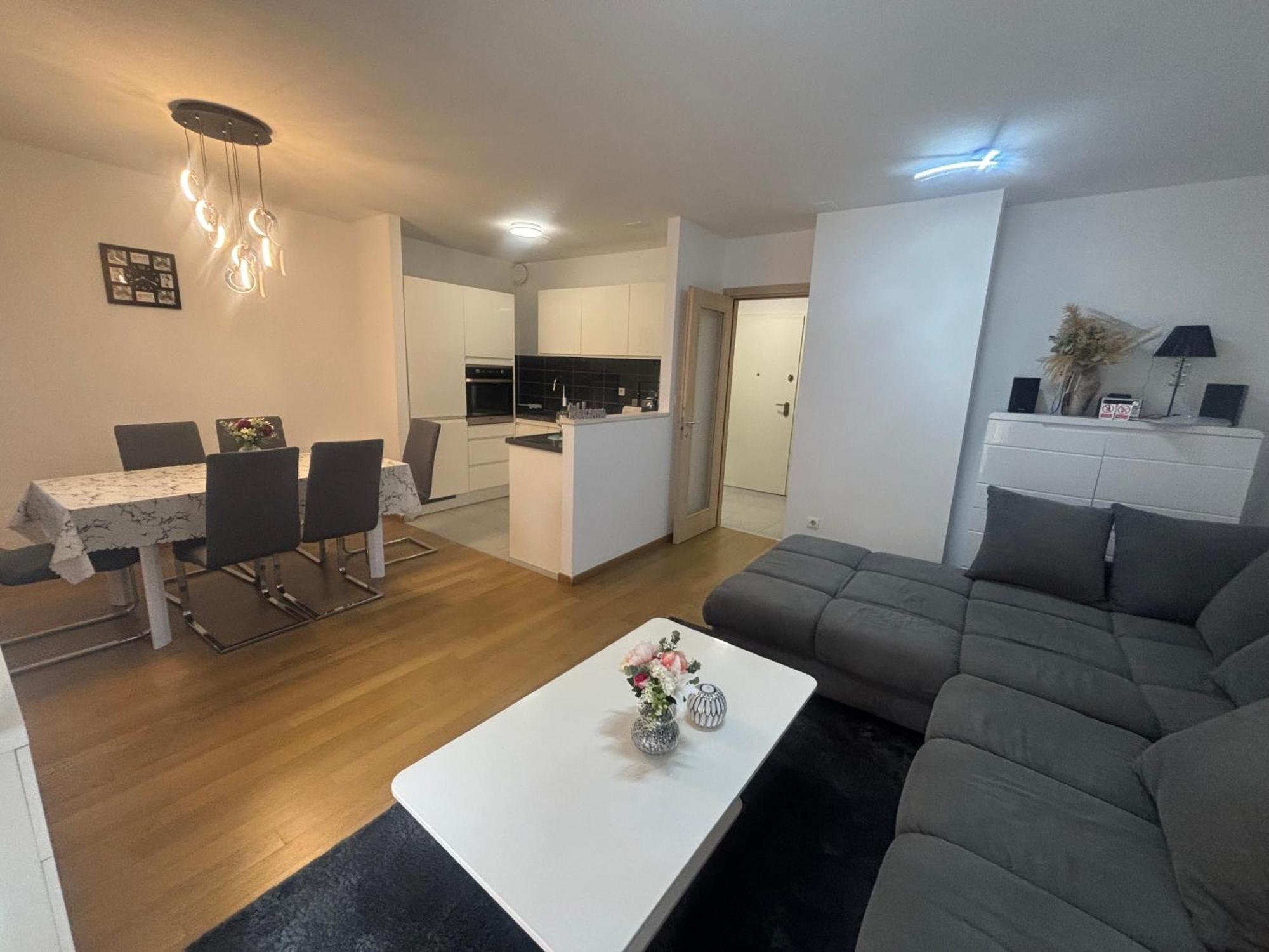Apartment Dalmatinos Split Znjan Zewnętrze zdjęcie