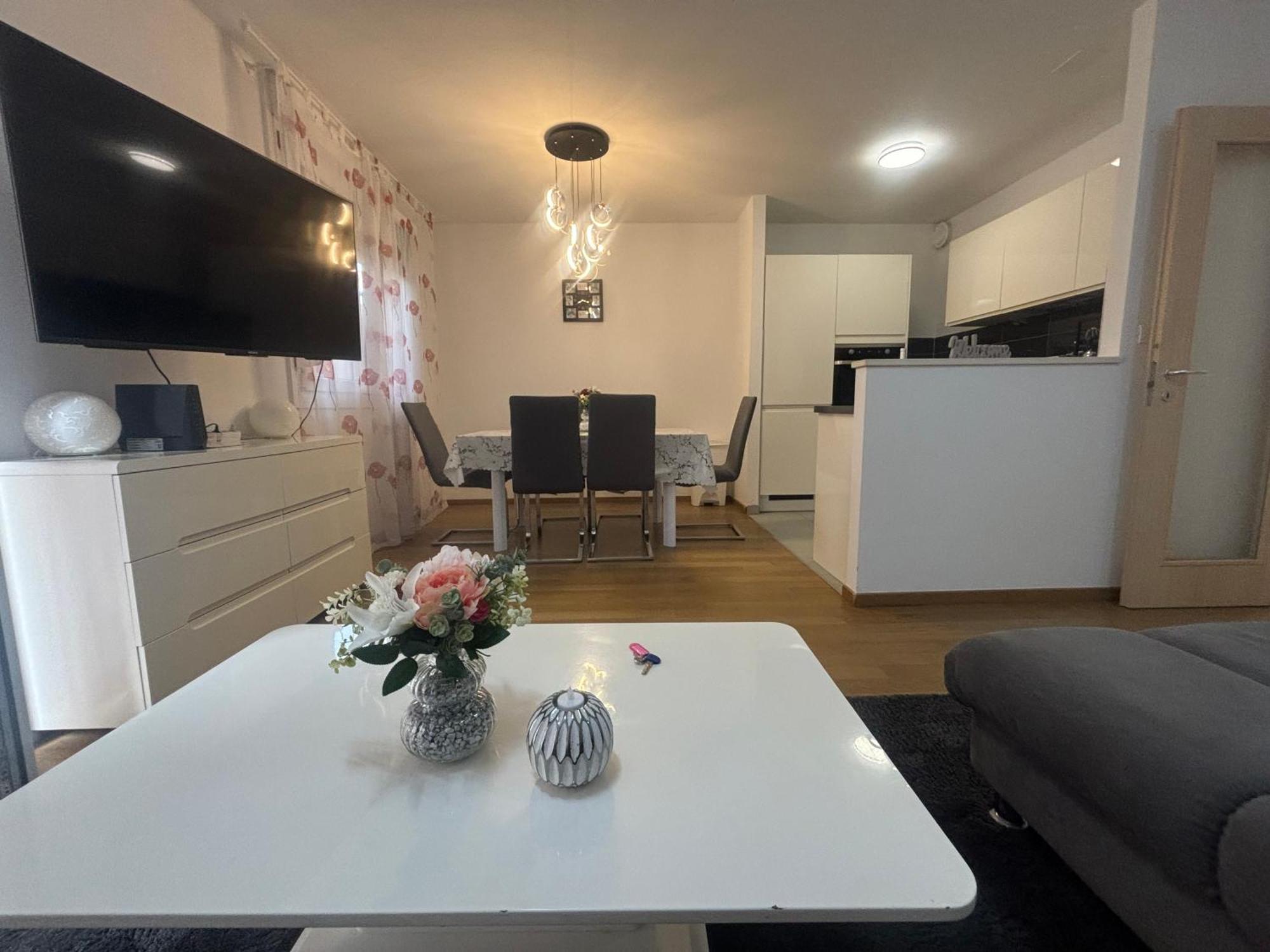 Apartment Dalmatinos Split Znjan Zewnętrze zdjęcie